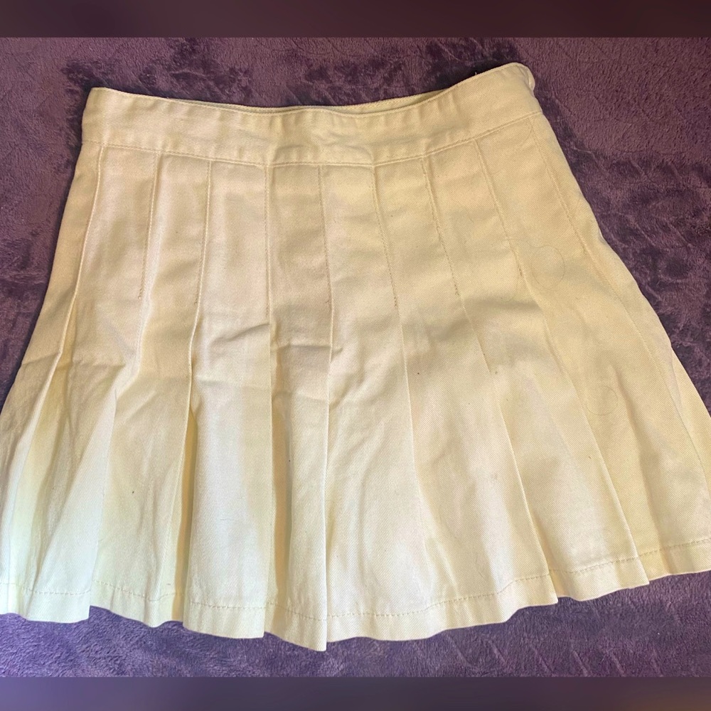 Brandy Melville Cream Dana Tennis Skirt